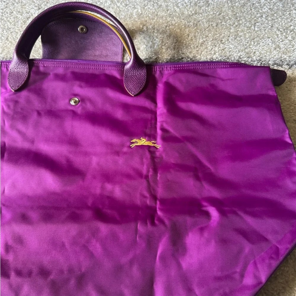 Longchamp Purple Nylon Tote bag with Gold Logo - Picture 15 of 16